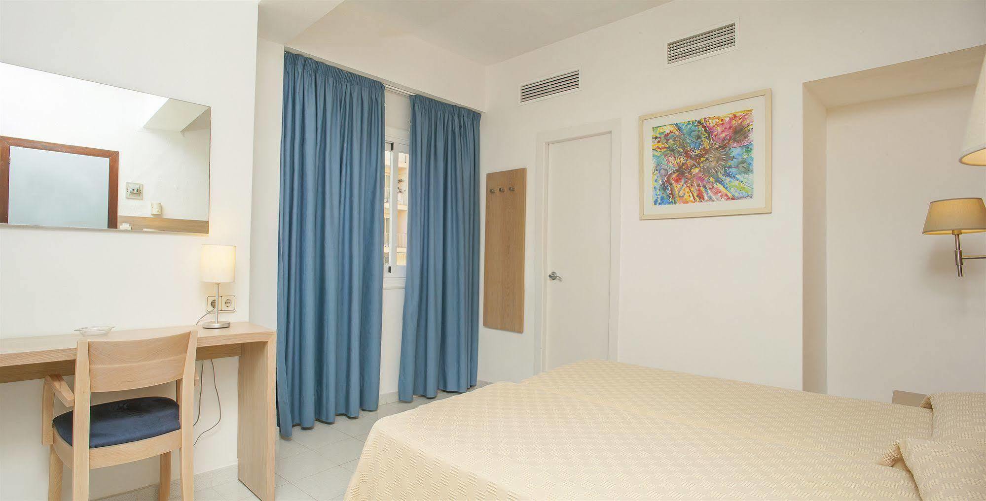 Hotel Ibiza Playa Esterno foto